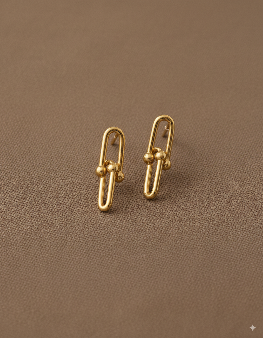 Minimalist Gold Geometric Link Earrings
